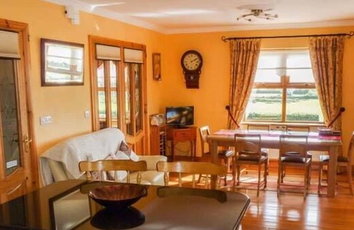Kilcrohane Cottage | CAOLA NUA, family friendly, with a garden in Kilcrohane, County Cork