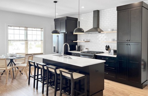 Cape May Condo | Cape May- Waterfront Marina Cottage
