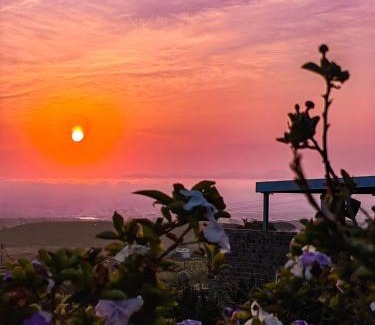 Helderberg Rural House | Capelands Wine Farm & Guesthouse