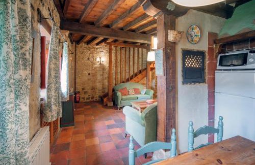 Moarves de Ojeda House | Capellan