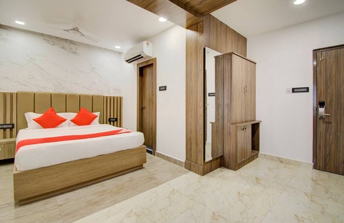 Vijayawada Hotel | Capital O 23031 V Hotel