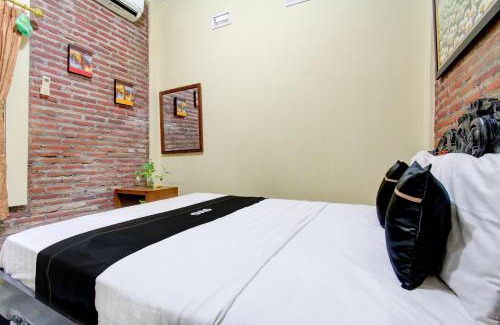 Ngemplak Hotel | Capital O 93716 Family Guesthouse Syariah