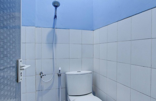 Ngemplak Hotel | Capital O 93716 Family Guesthouse Syariah