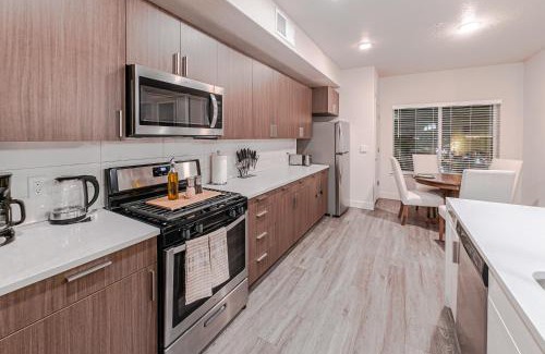 Rio Grande Apartment | Capital Views 2BR 2BA Pool,Gym,Convention Centre