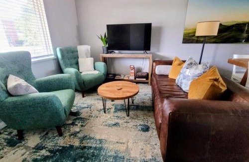 Northeast House | Capitol Hill Adj Home with Parking and Easy Access to Downtown