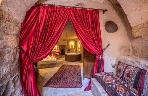 Ortahisar Hotel | Cappadocia Eagle Cave Inn