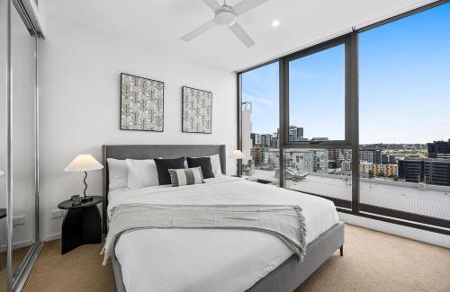 Newstead Apartment | Capri Apartments - Free Secure Parking