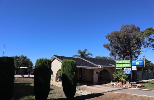 Balranald Hotel | Capri Motel