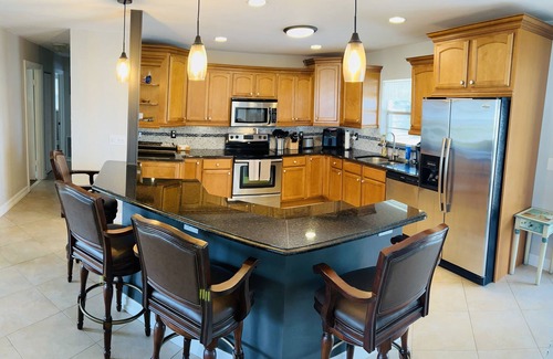 Willoughby Acres House | capri sun