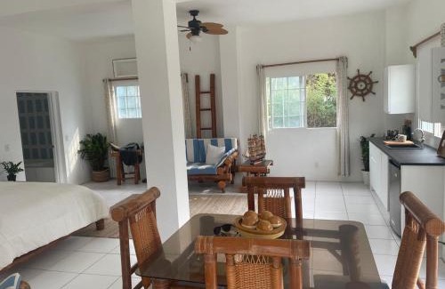 Sabana Palenque Bed & Breakfast | Captain All's BED AND BREAKFAST