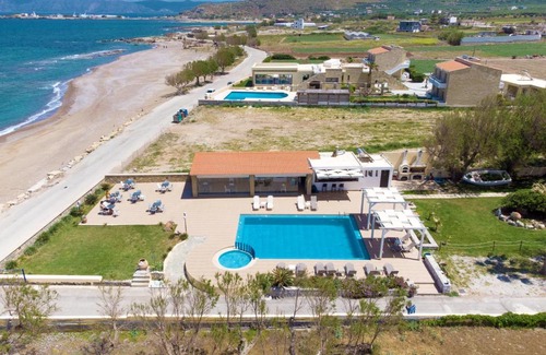 Trachilos Apartment | Captain's Beach Apartments