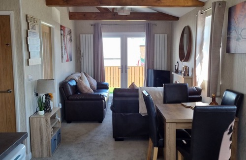 Bridlington Old Town Ski Chalet | Captivatingly Stunning 2-Bed Chalet in Bridlington