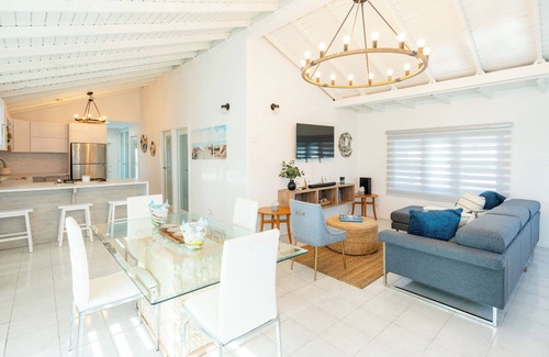 Rio Jueyes House | Caracoles Beach House Oceanfront Paradise