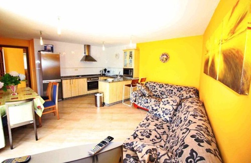 Ponteceso House | Caramanchon House