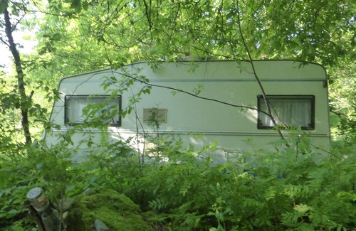 Mikeltornis House | Caravan and campsite in the countryside near the lake and beach