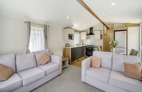 Longridge House | Caravan with one double and two twin.
