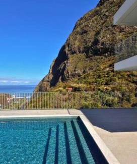Sao Vicente Villa | Cardais Paradise View