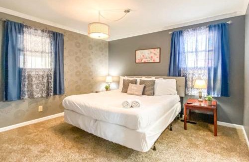 Madison House | Cardinal Aerie- 5 mins from Rainbow Mountain Hiking Trails