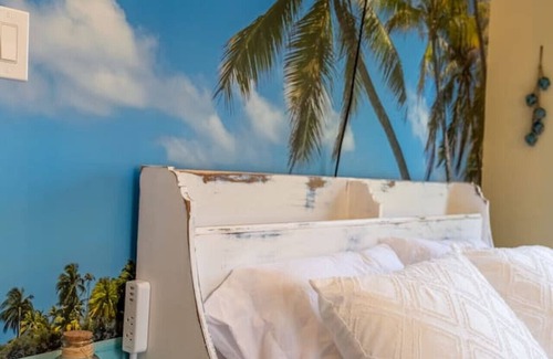 Cornwall Bed & Breakfast | Cardinal Inn ~ Beach Room