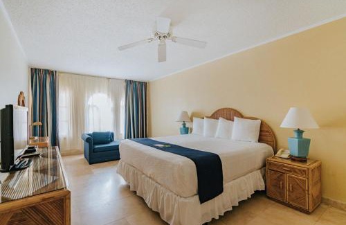 Palm Beach Apartment | Caribbean Palm Village Resort