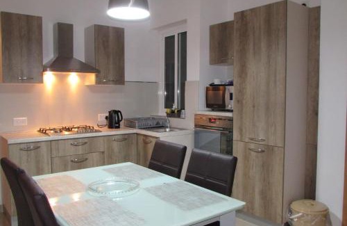 San Tumas Apartment | Carina Court Apartment