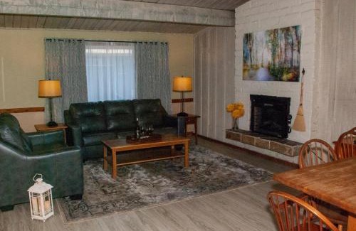 Carmel Valley Hotel | Carmel Valley Lodge