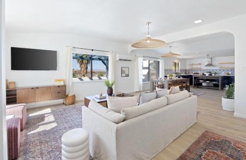 Twentynine Palms House | Carmella by AvantStay Modern JTree Home w Large Outdoor Area