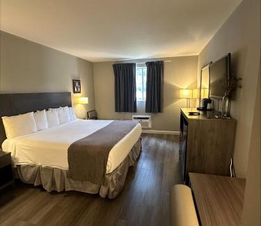 Pinebluff Hotel | Carolina Pine Inn near Southern Pines-Pinehurst