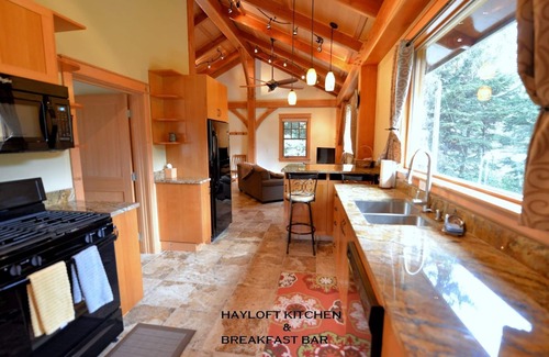 Alyeska Cabin | Carriage House Accommodations