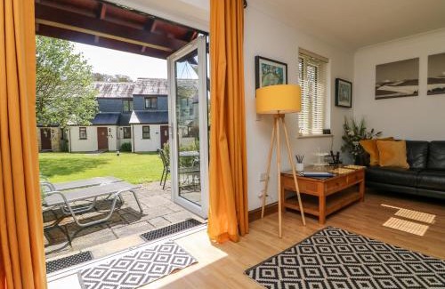 Falmouth House | Carrick Cottage
