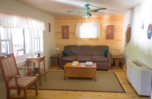 Papineau-Cameron Cottage | Cartier Cottage