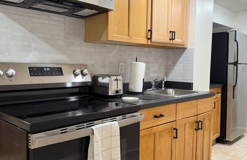 Historic Downtown House | CASA 311 ! Welcome Back Home to Downtown Jersey City w/Free Parking