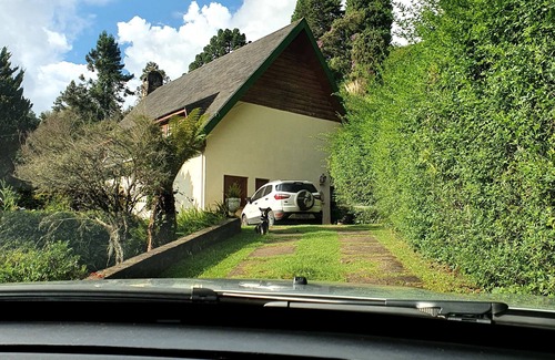 Alto do Capivari Cottage | Casa Aconchegante em Campos do Jordão com 4 Suítes, Aceita Animais de Estimação