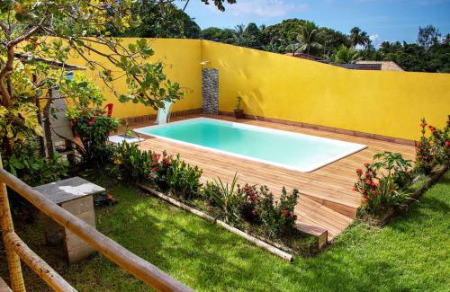 Castelo da Torre House | Casa aconchegante com piscina em Camacari BA