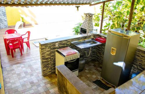 Castelo da Torre House | Casa aconchegante com piscina em Camacari BA