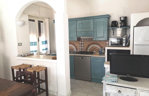 Bosa Marina House | Casa Acqua Marina, 100m to beach: veranda, garden, bbq, air conditioner, WiFi.