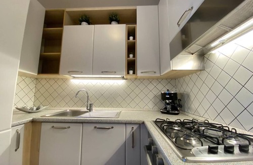 Ala Apartment | Casa alla Fontana: Wine, Art and Nature