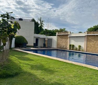 Totolan House | Casa Almera