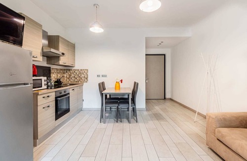Rozzano Apartment | Casa Angela, modern and spacious with terrace