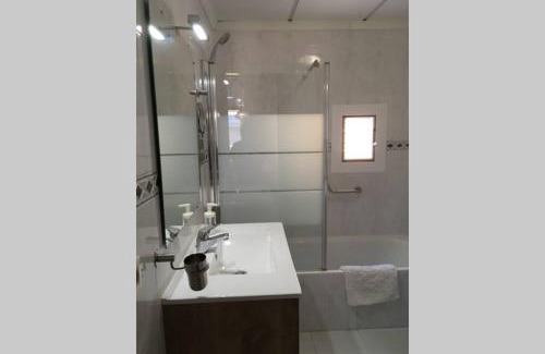 El Arenal House | Casa antigua reformada junto al mar