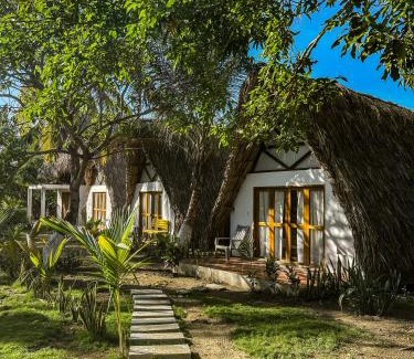 Monitos Hotel | Casa Arrecife San Bernardo del Viento