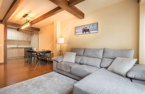 Las Bordas House | Casa Artiga de Lin by SeaMount Rentals