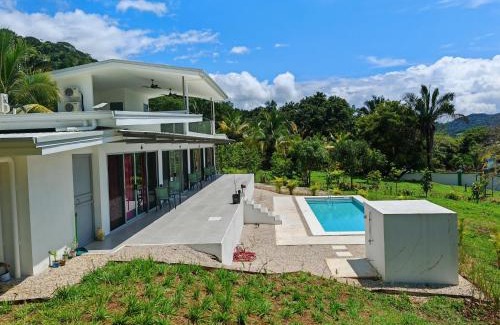 Canton Nandayure House | Casa Assaya