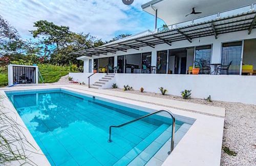 Canton Nandayure House | Casa Assaya