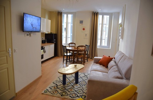 1st Arrondissement Apartment | Casa Azul, Appartement Hyper Centre de Marseille, 4 Personnes