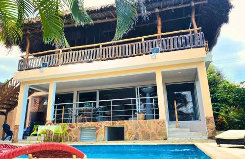 Santa Veronica House | Casa Basileia