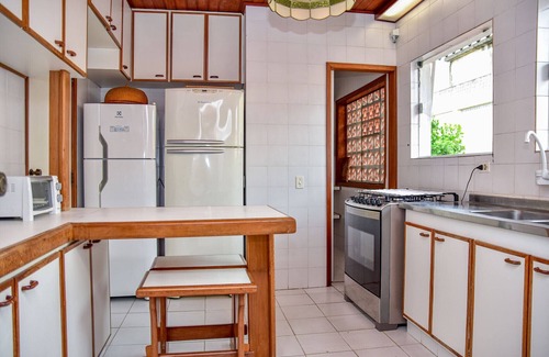 Loteamento Joao Batista Juliao House | Casa beira mar na Praia da Enseada no Guarujá/SP