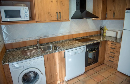 Sobrecastell Cottage | Casa Bernat for 8 people