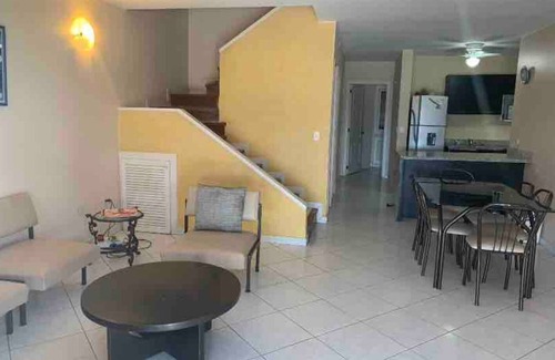 Same Apartment | Casa Blanca Same Atacames Ecuador Beach Front