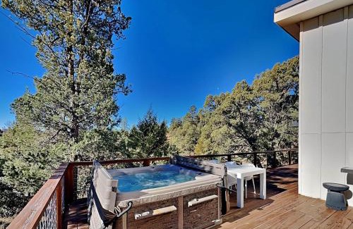Ruidoso House | Casa Blanca
